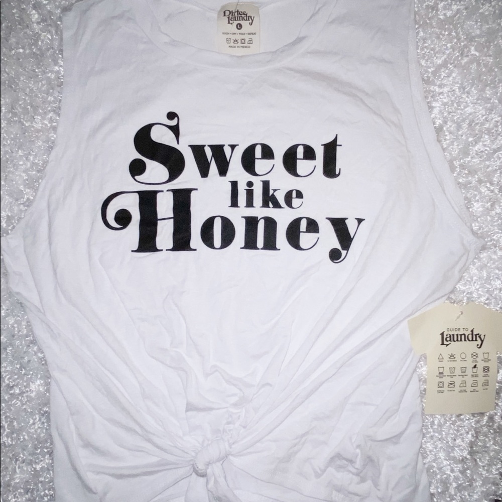 Sweet like honey tee